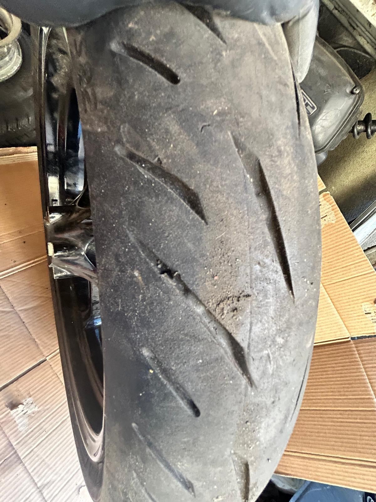 2022 KTM 1290 Superduke R Front Wheel & Tyre | 617.09.003.000