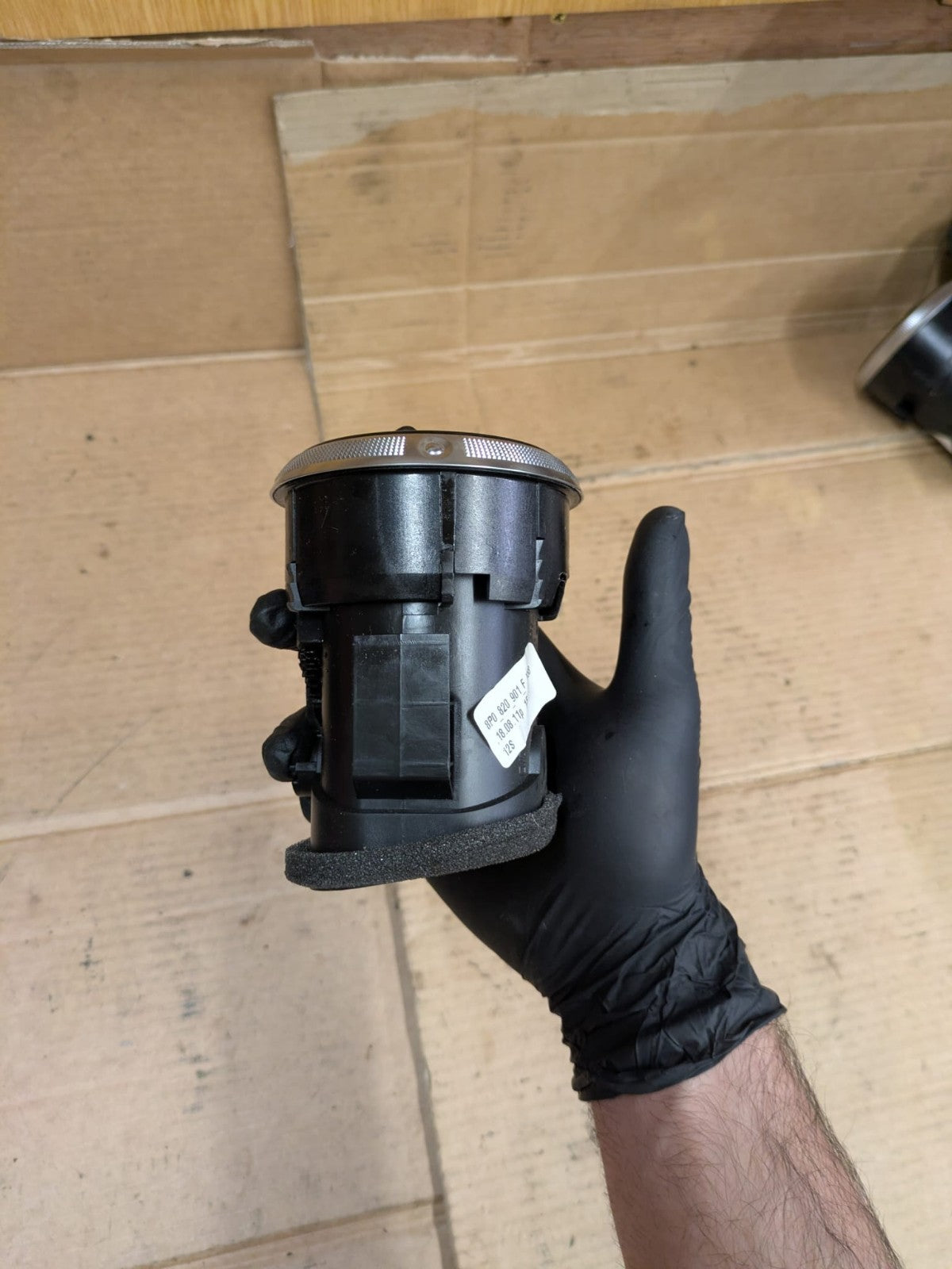 2011 Audi A3 S Line Dashboard Air Vent | 8P0820901