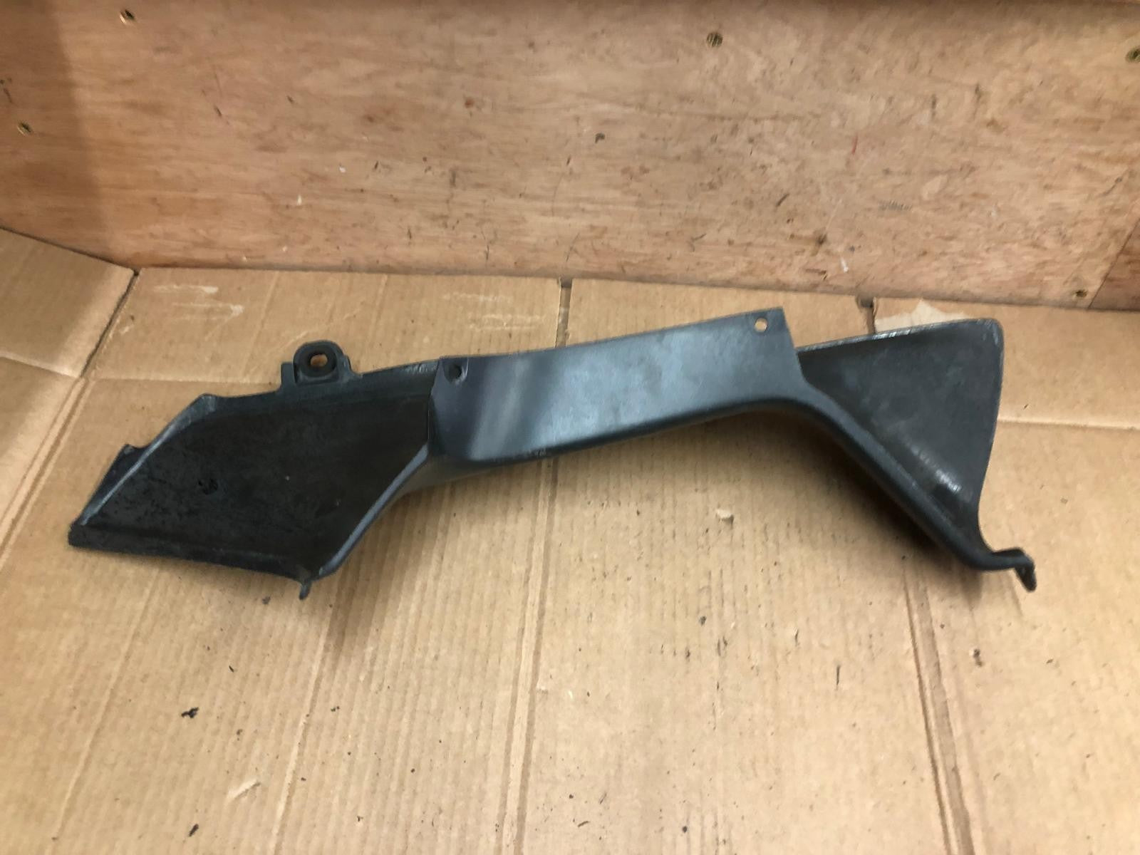 2000 - 2001 Honda CBR900RR Fireblade Right Side Inner Panel | 64590-MCJ-0000