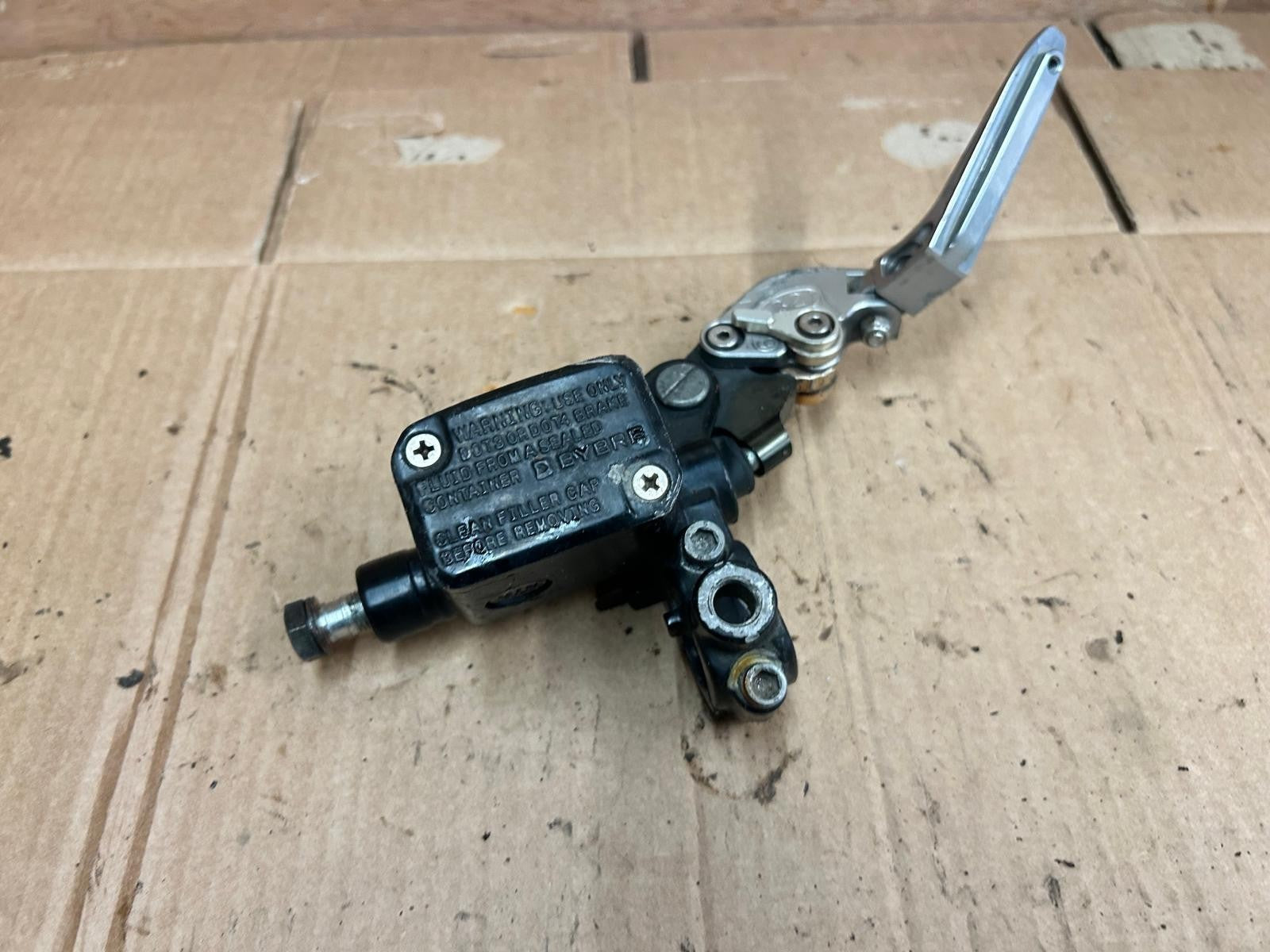 2019 KTM Duke 125 Front Brake Master Cylinder + Lever