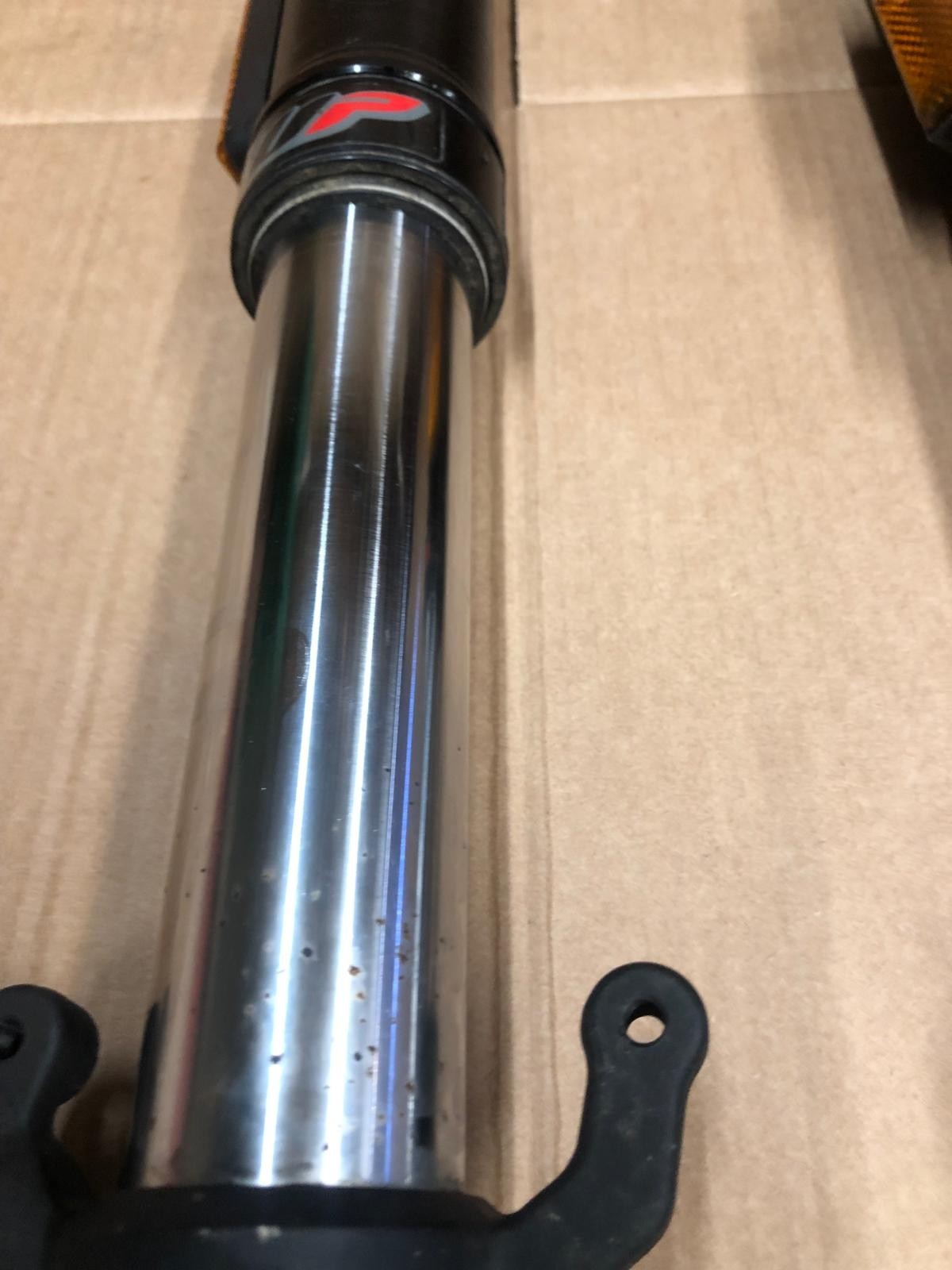 2019 KTM Duke 125 Front Fork Legs