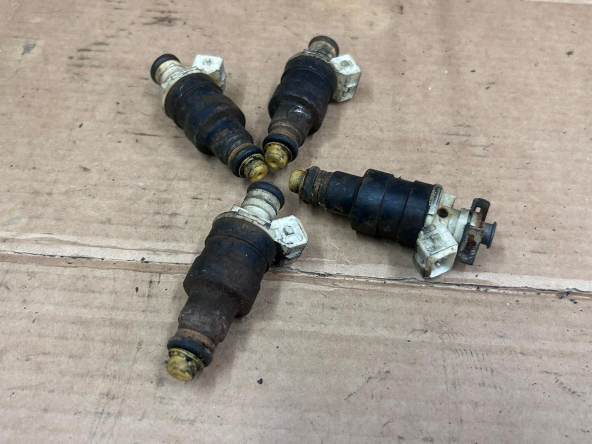 1990 BMW K100 LT Fuel Injectors