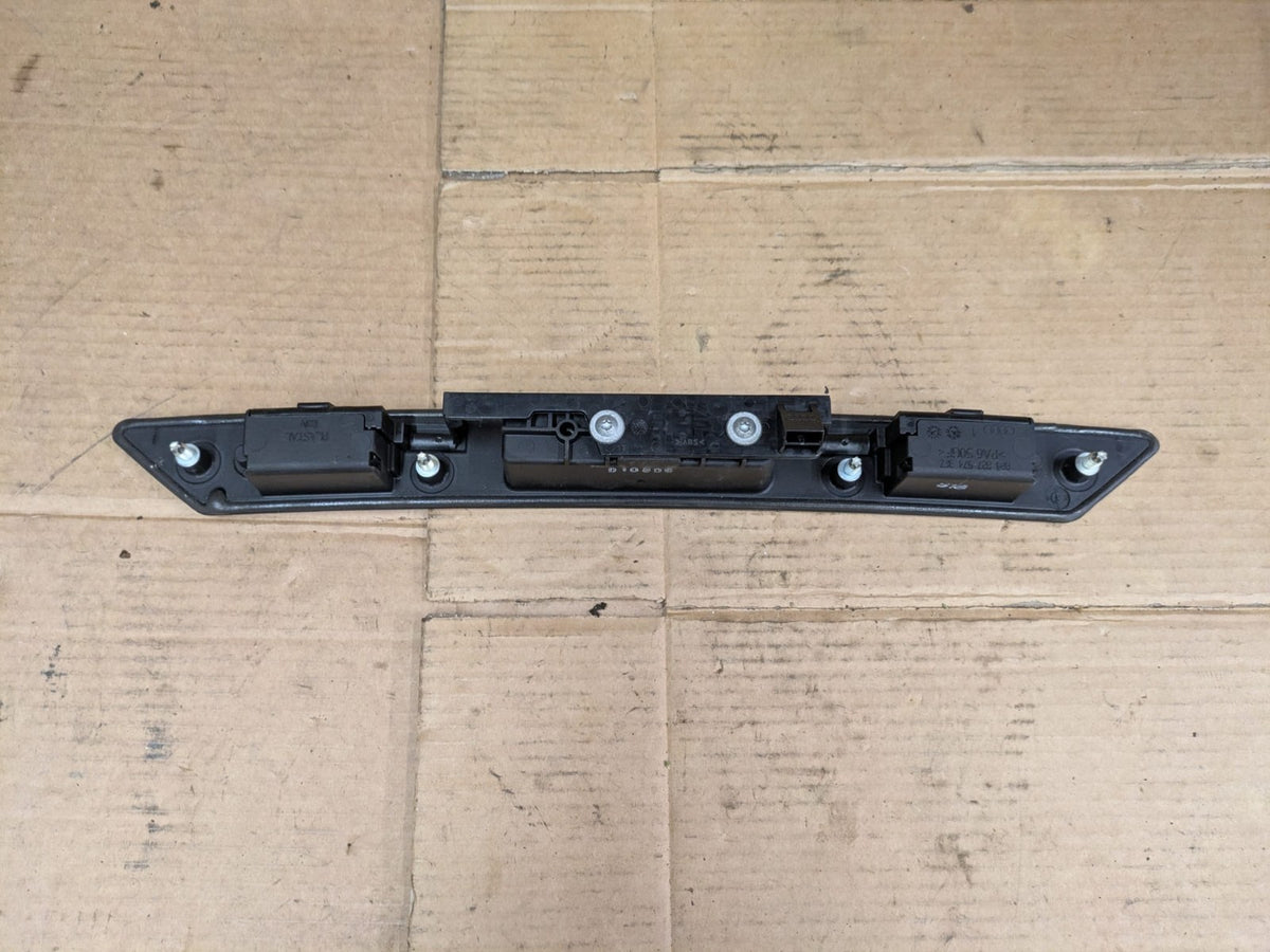 2011 Audi A3 S Line Boot Handle / Number Plate Light Trim | 8P48275743FZ