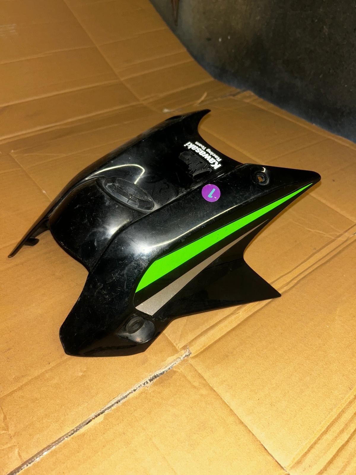 2017 Kawaksaki Ninja 650 Fuel Tank Cover | 14093-0483