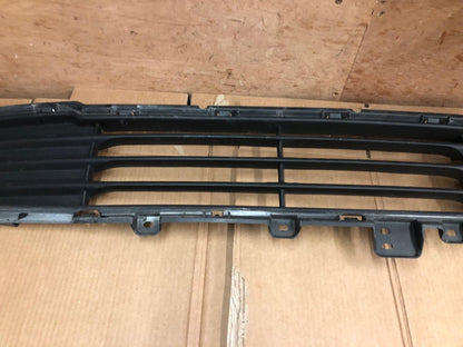 2014 Mitsubishi Outlander GX 4h PHEV Front Bumper Lower Grille | 6402A233