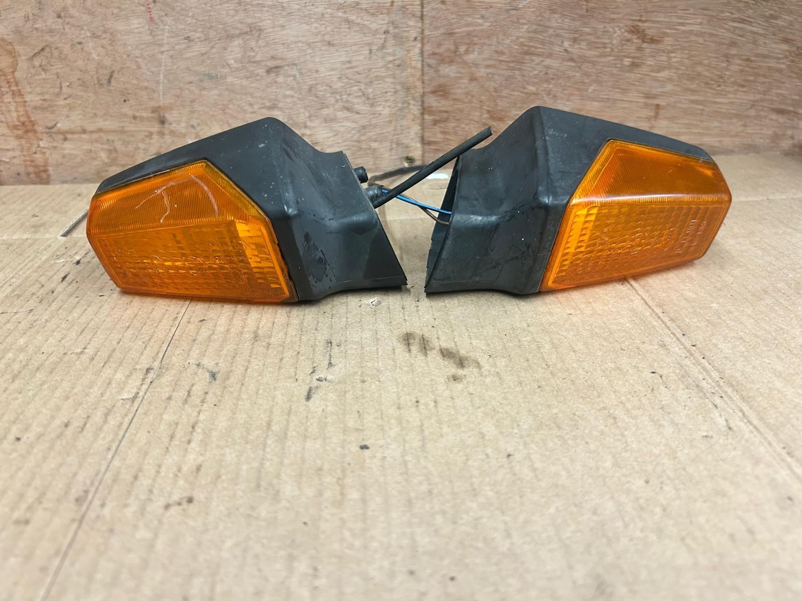 1885 - 1995 BMW K75s Left & Right Rear Indicators