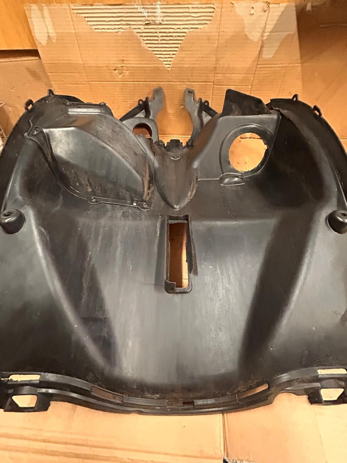 2016 Yamaha XC 115 Delight Leg Shield Panel | 1WC-F8312-00