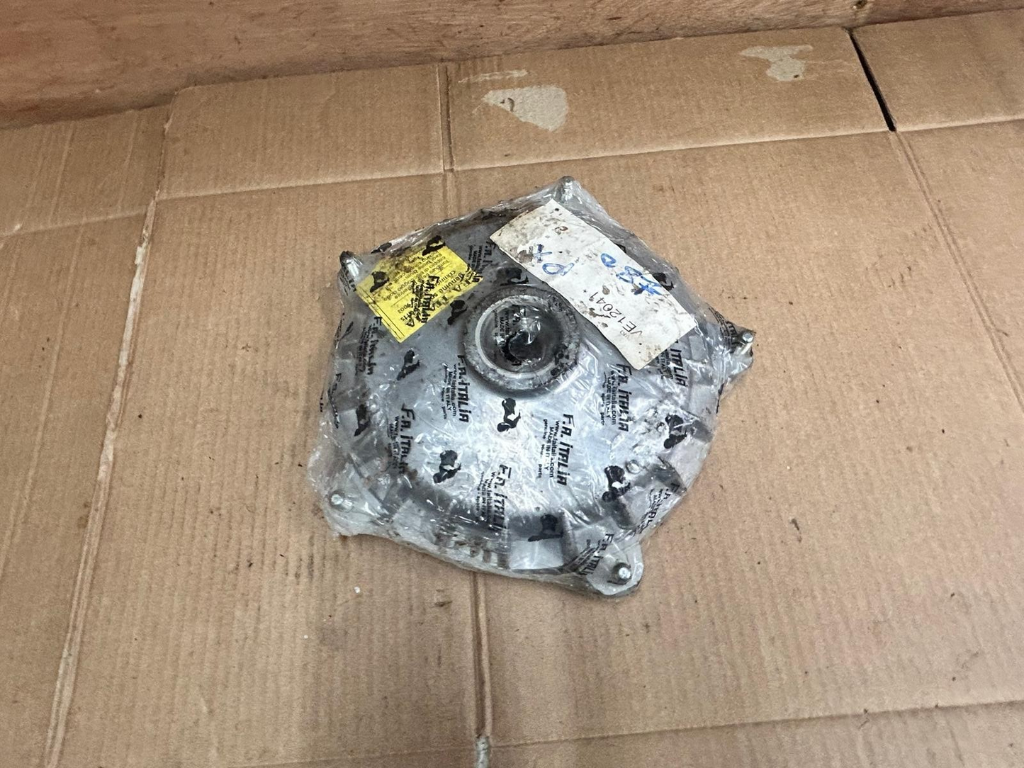 Vespa PX 125 / 150 / 200 Rear Brake Drum - Internal Seal Type | VE12041
