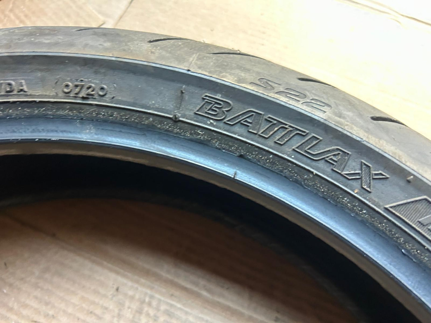 Bridgestone Battlax Hypersport S22F Motorcycle Tyre 120/70/17