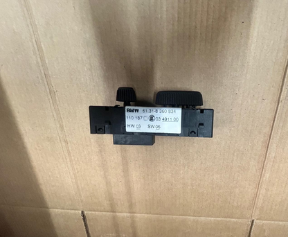 Genuine BMW 7 Series E38 Power Seat Switch Control Front Right | 61318360834