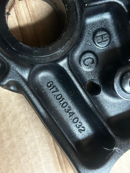 2020-2021 OEM KTM 1290 Super Duke R Upper Top Triple Clamp Yoke | 61701034032C1