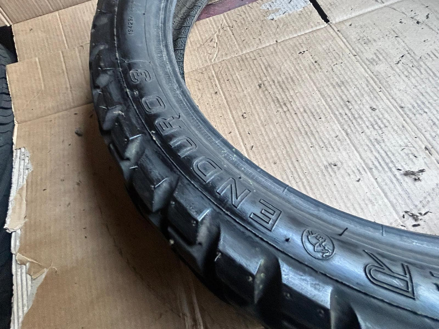 Metzeler Enduro 3 Sahara Motorcycle Tyre 120/80/18