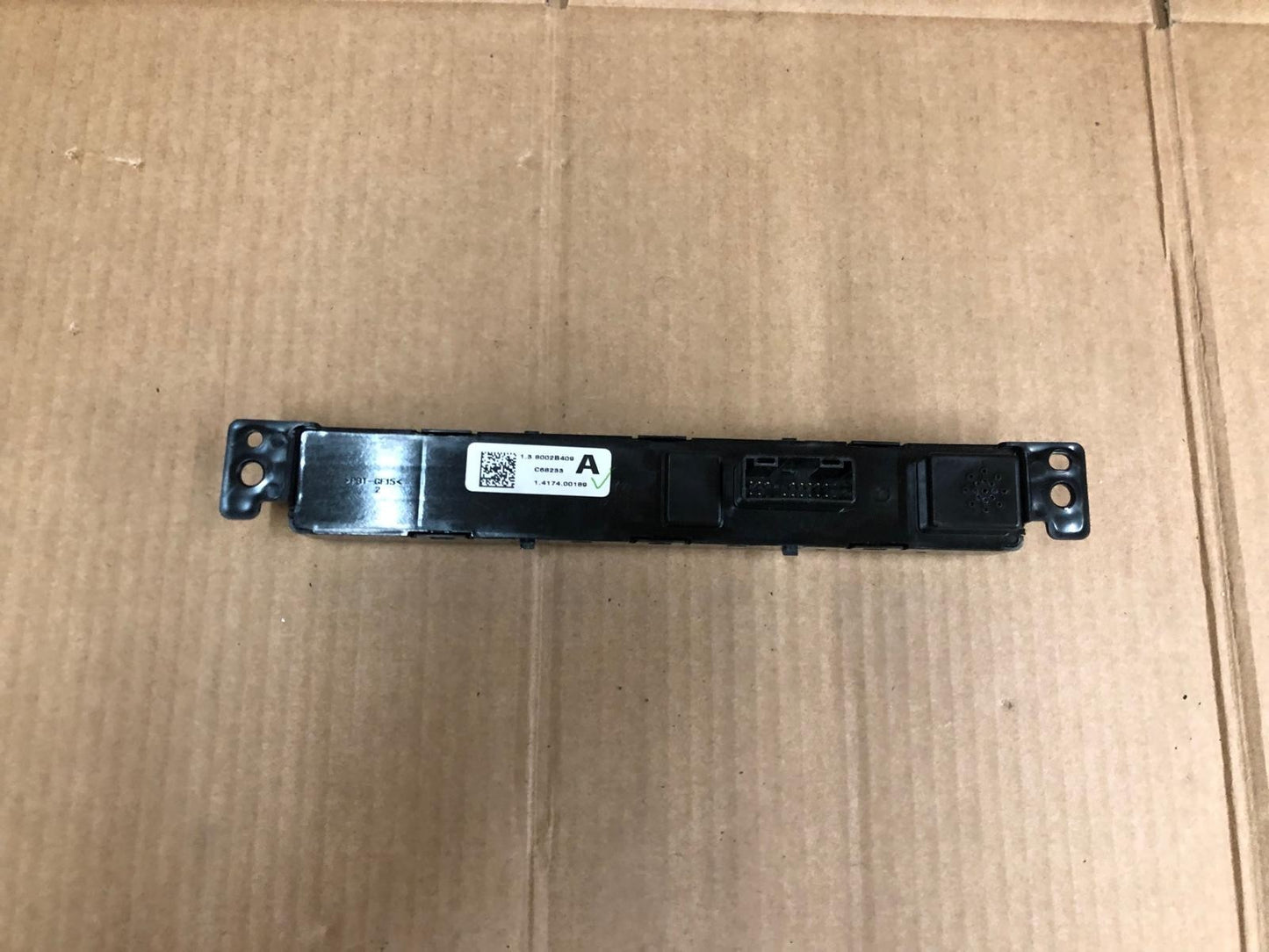 2014 Mitsubishi Outlander GX 4h PHEV Hazard Light Switch Panel | 8002B409