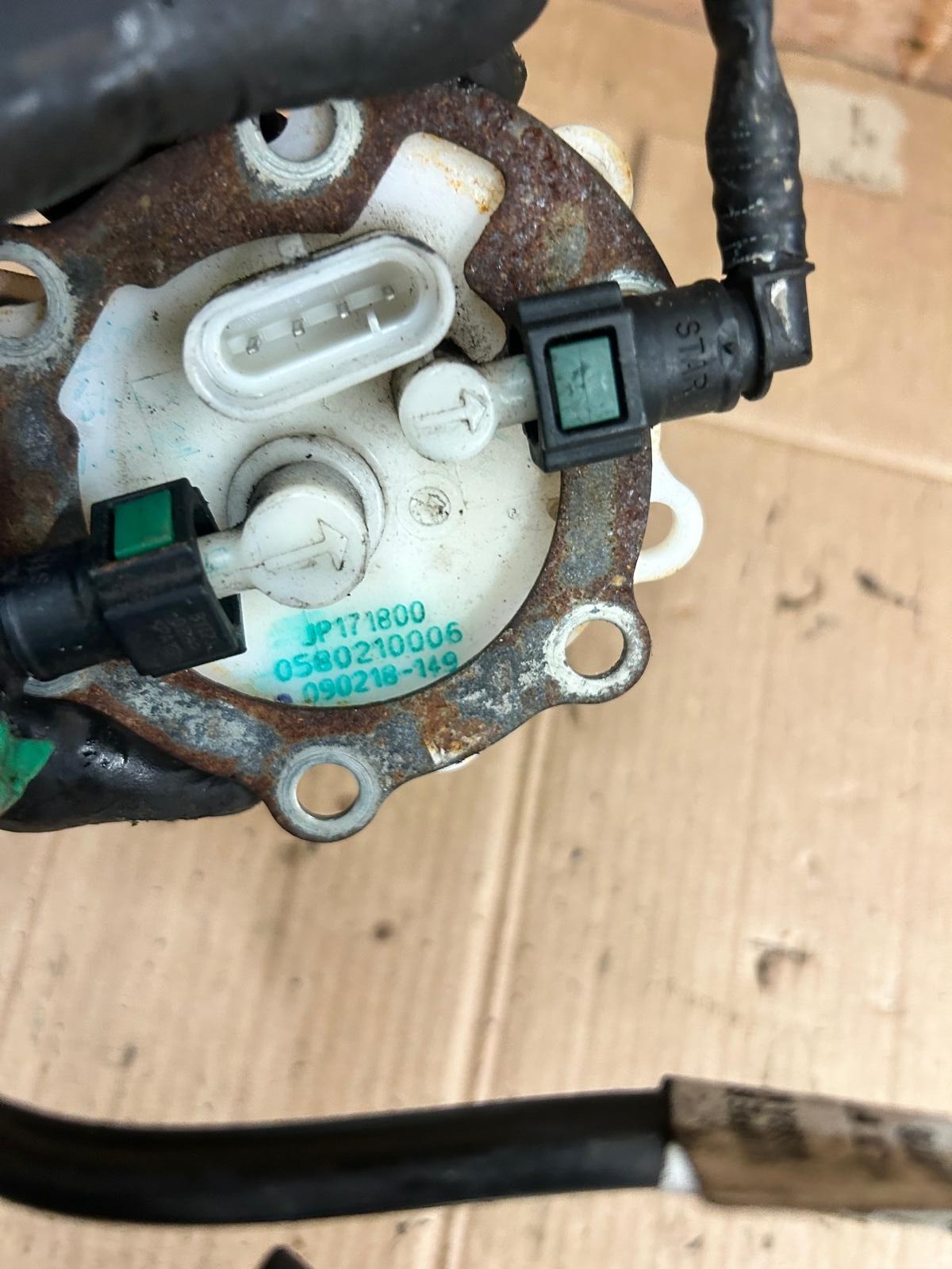 2019 KTM Duke 125 Fuel Pump | JP171800 0580210006