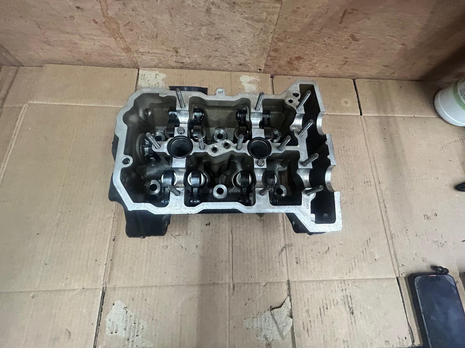 2009 BMW F800gs Engine Cylinder Head | 6613981