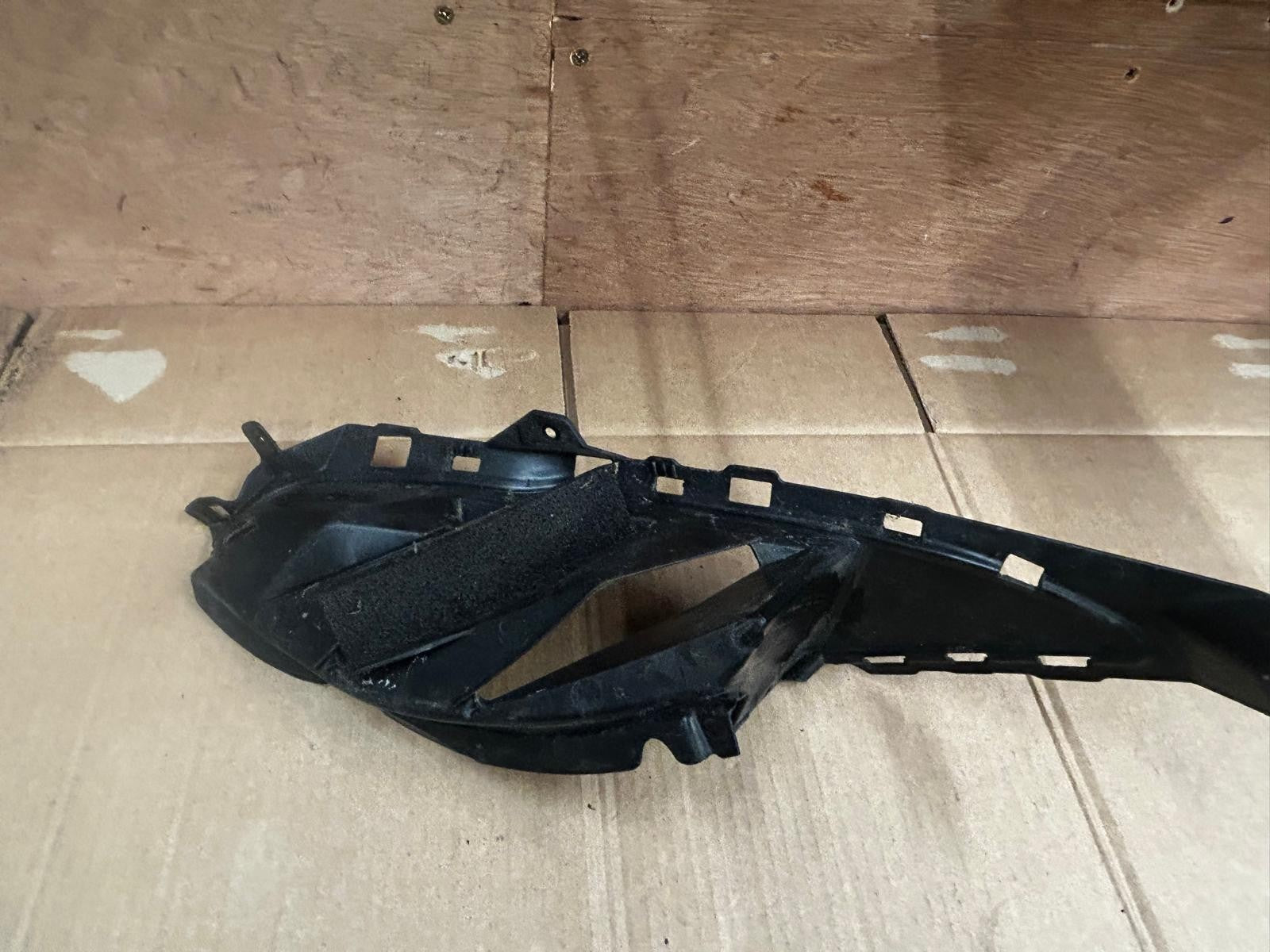 2018 Suzuki GSX-R 125R/RX Middle Side Cowling | 94432-23K00