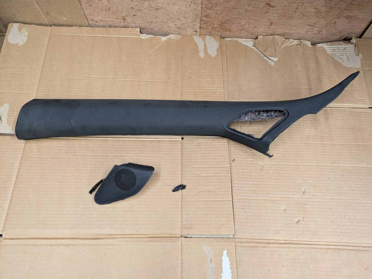2011 Audi A3 S Line Passenger Pillar Trim + Speaker Cover | 8P0867233 8P0035409