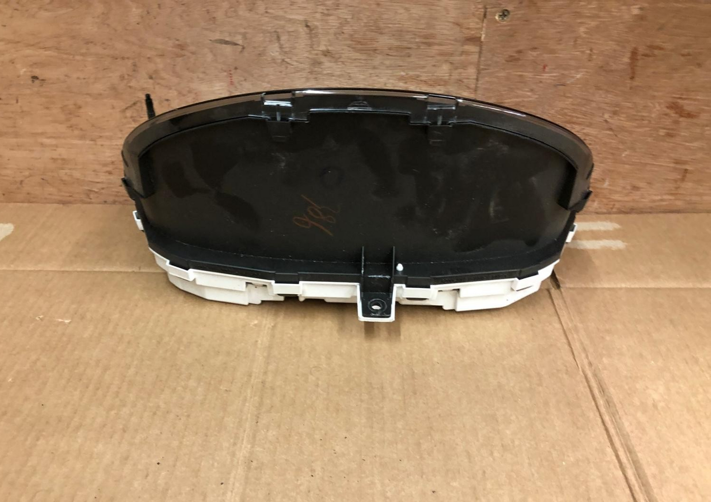 2014 Mitsubishi Outlander GX 4h PHEV Speedometer Instrument Cluster | 8100C386