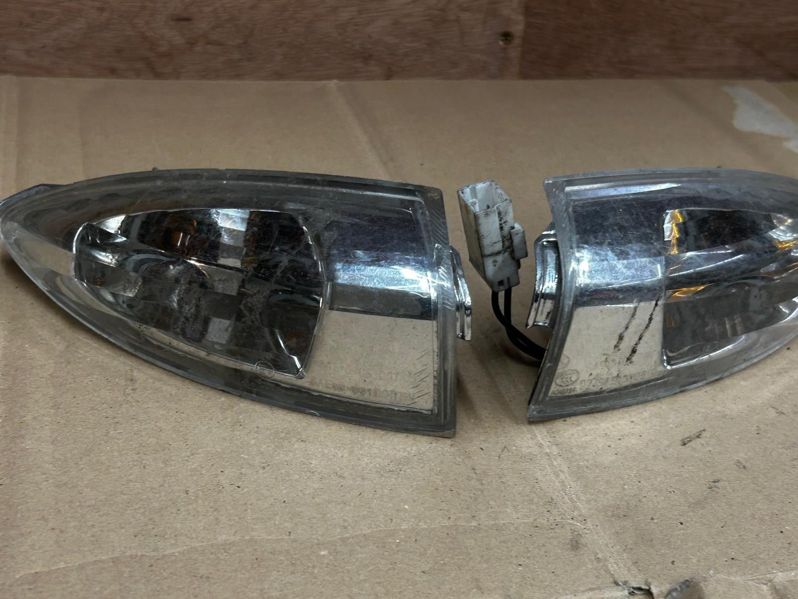 Piaggio Fly 50 / 125 Rear Left & Right Indicator Pair | 920012B