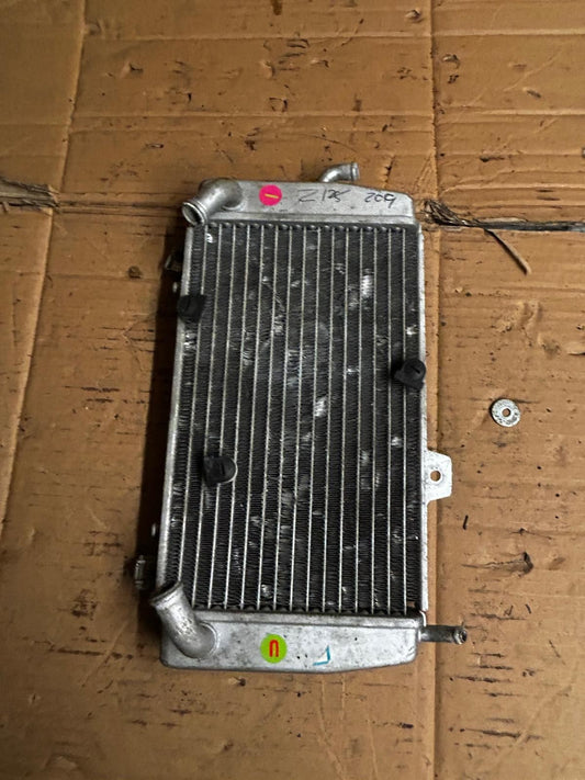 2022 Piaggio MP3 300 LT Yourban Radiator