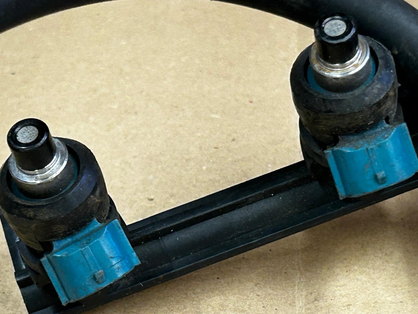 2014 - 2016 Honda NC 750X Fuel Rail Injectors