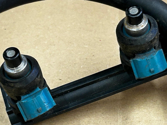 2014 - 2016 Honda NC 750X Fuel Rail Injectors