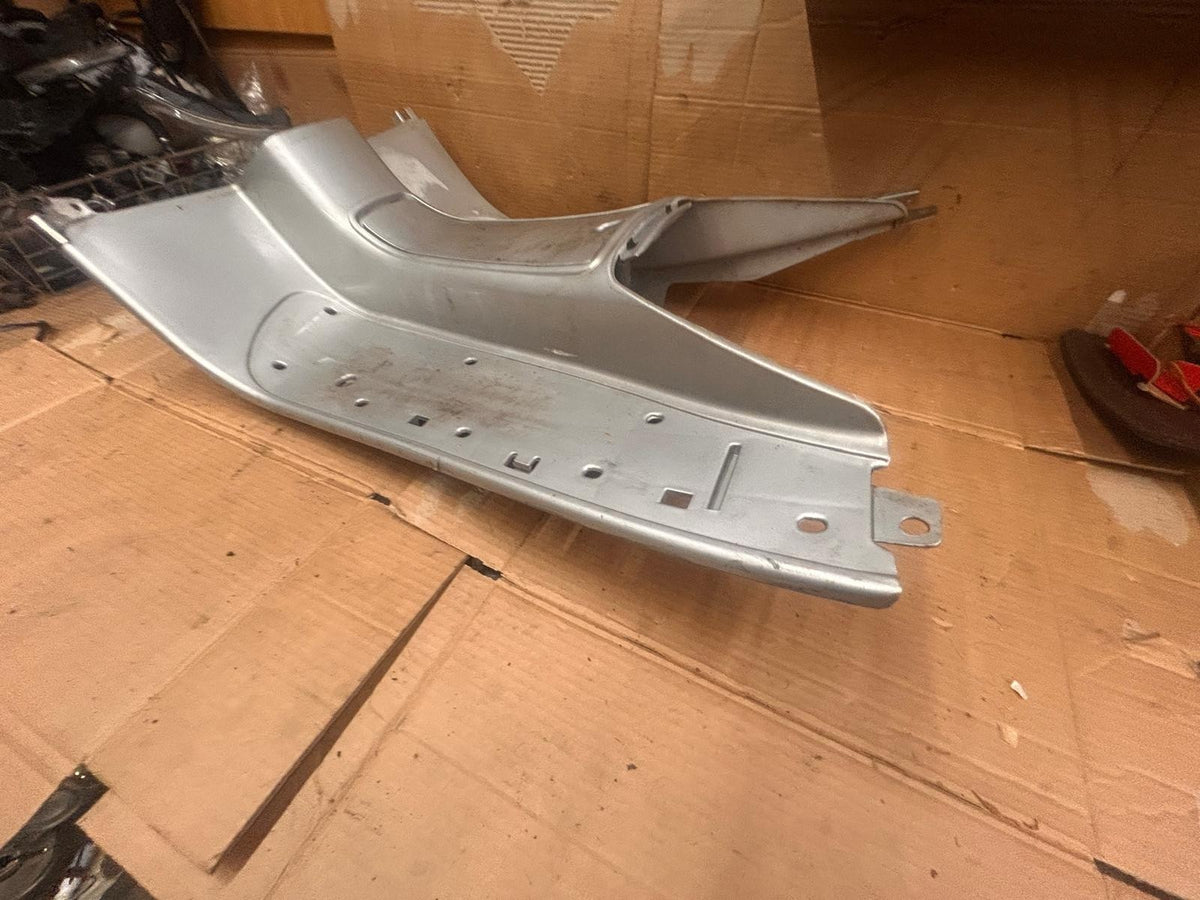 2001 Vespa ET4 Cento 125 Footrest Board Floorboard Panel