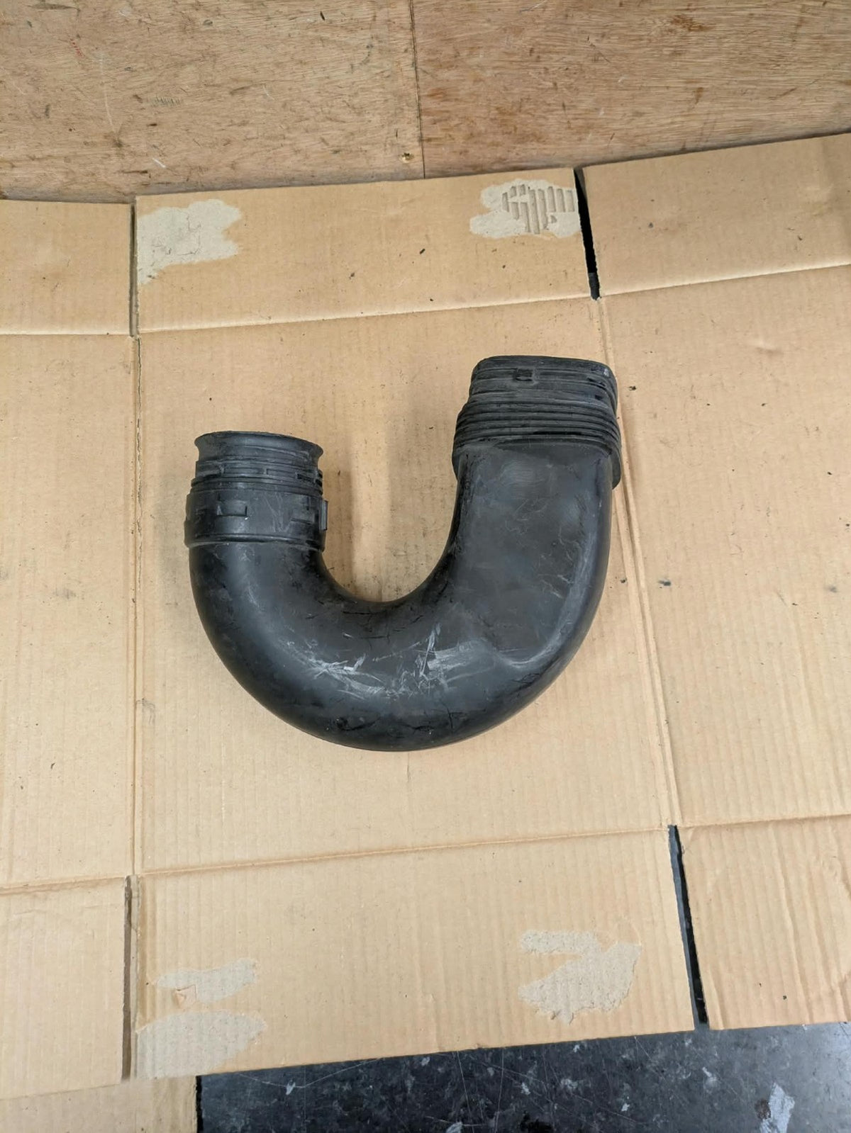 2011 Audi A3 S Line Air Intake Duct Pipe Hose | 1K0129618