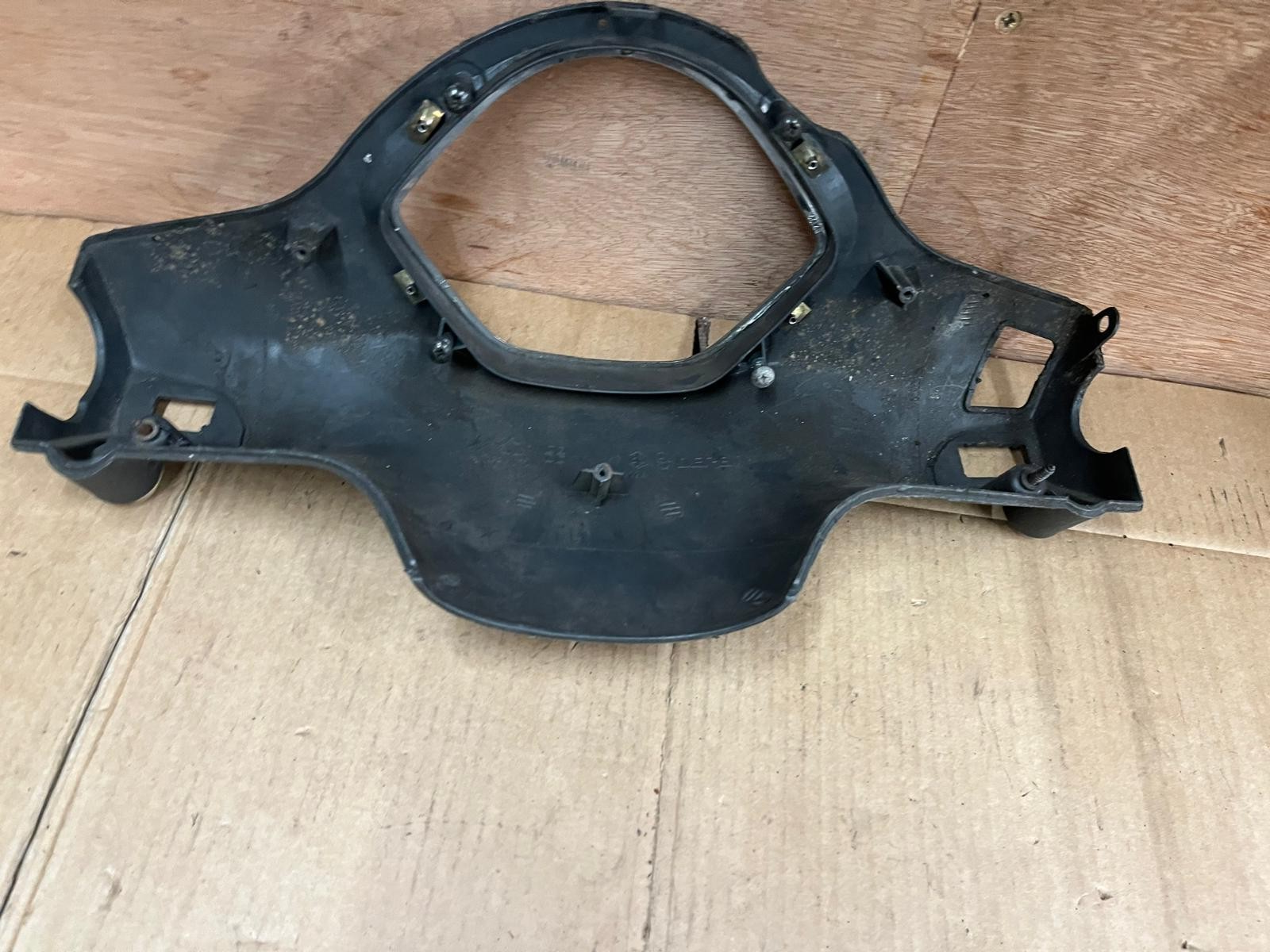 OEM Handlebar Cover Piaggio Liberty | 621174000D