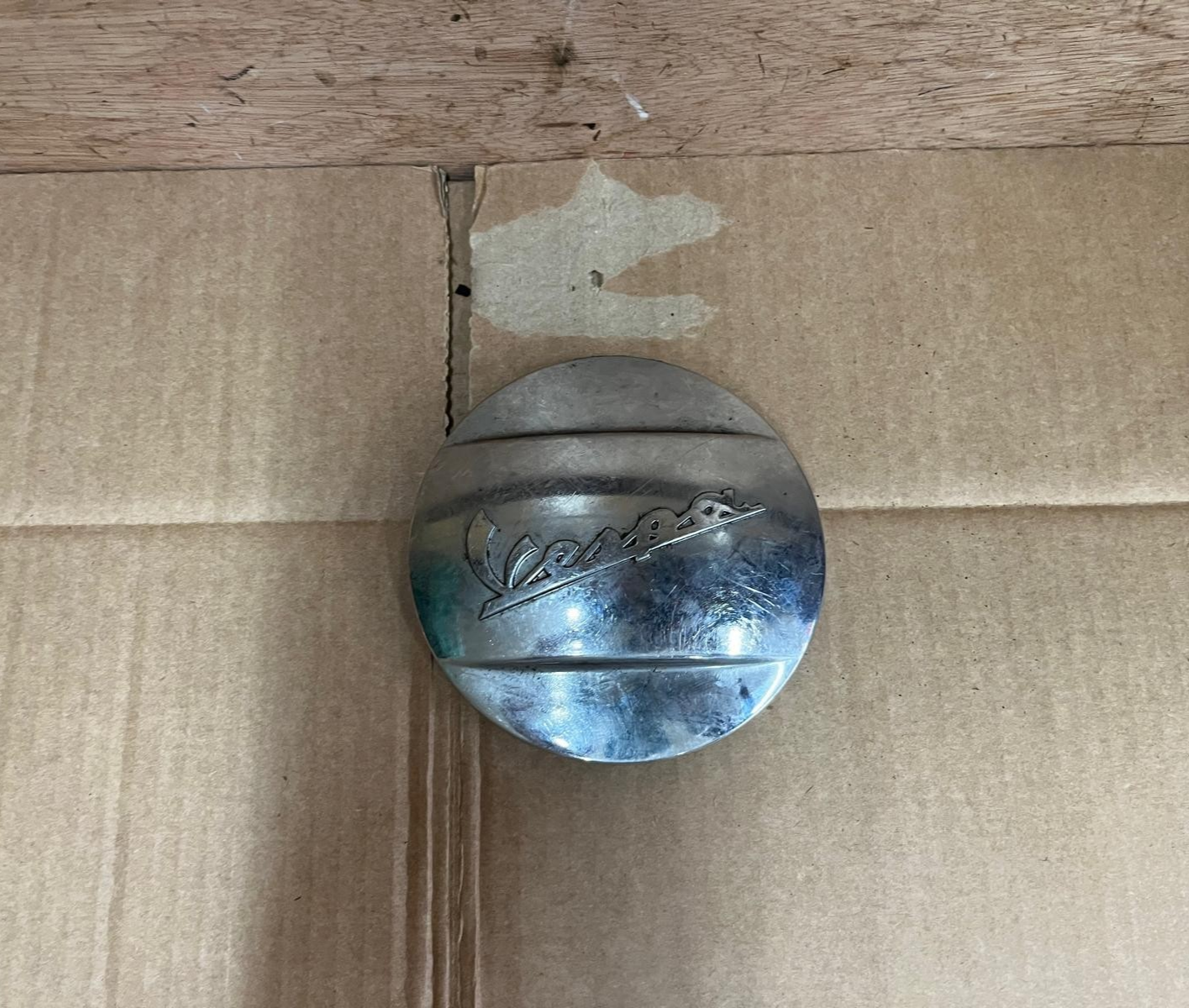 Genuine Piaggio Vespa Chrome Clutch Transmission Cover | 10127 121908