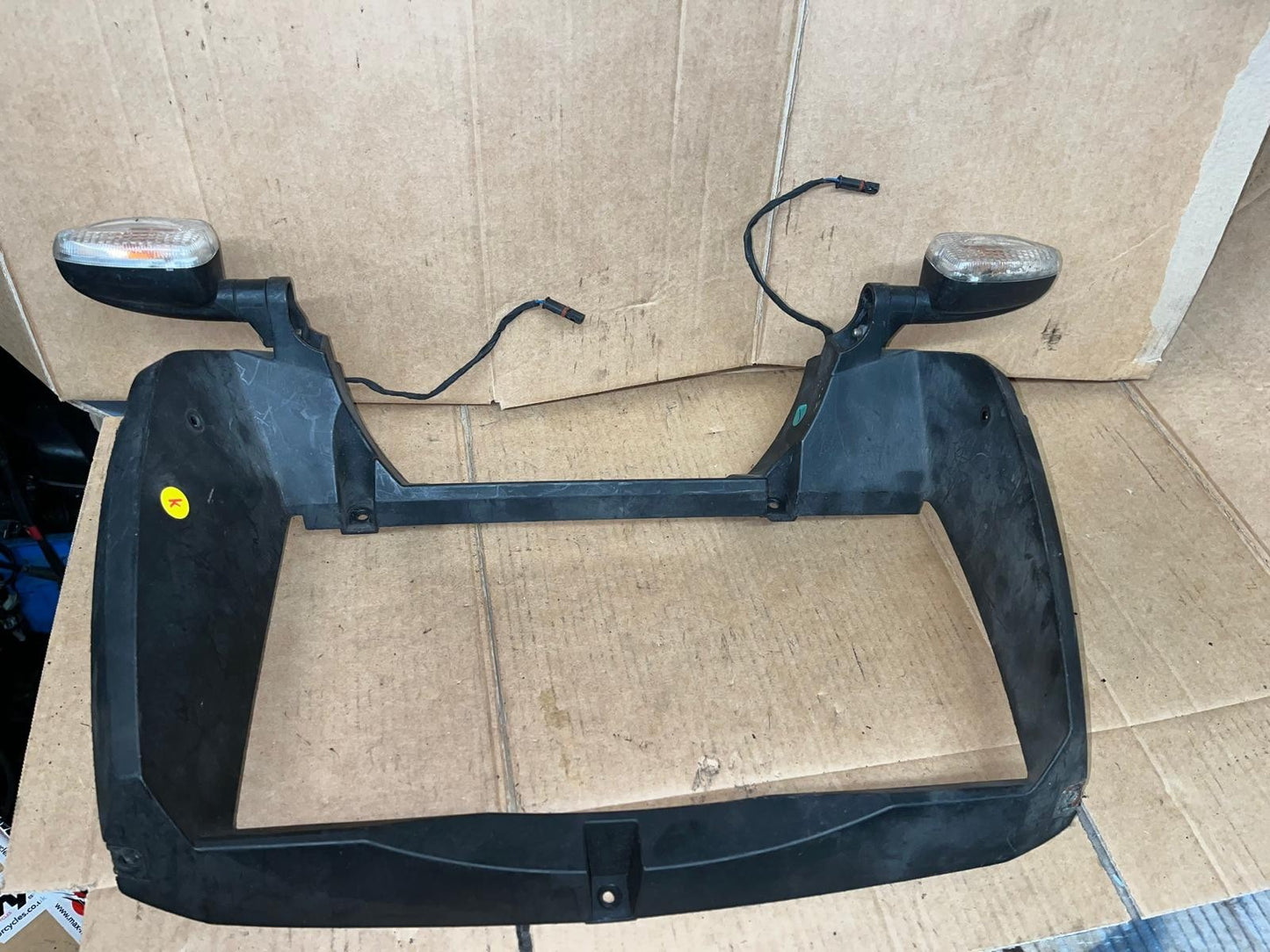 2008 - 2012 BMW F800GS Radiator Shroud | 7698571-03