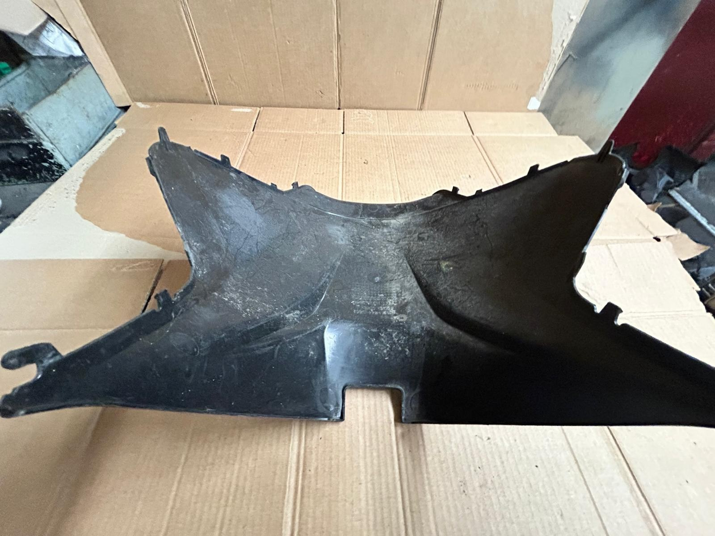 2019 Honda NSC 110 Vision Body Center Cover | 80151-K44-V002