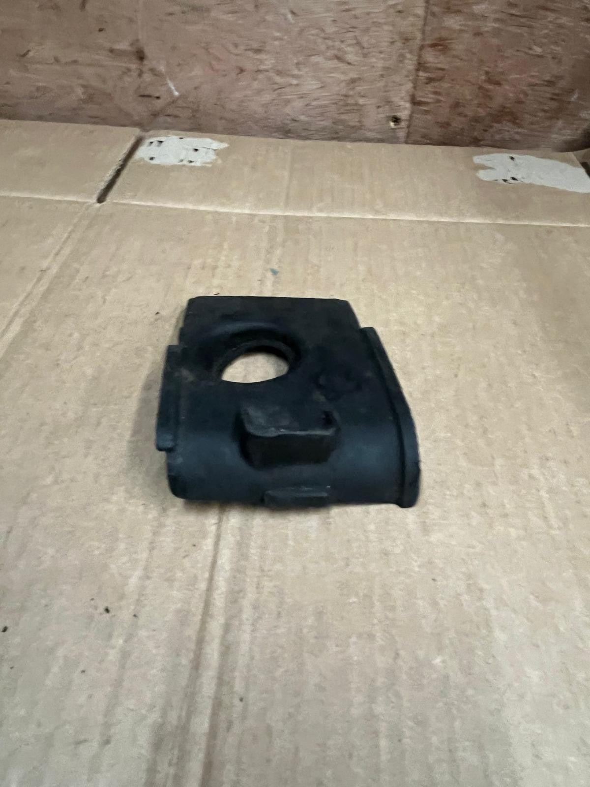 Aprilia Mojito / Sport City One / SR 125 Spark Plug Inspection Cover | 825368