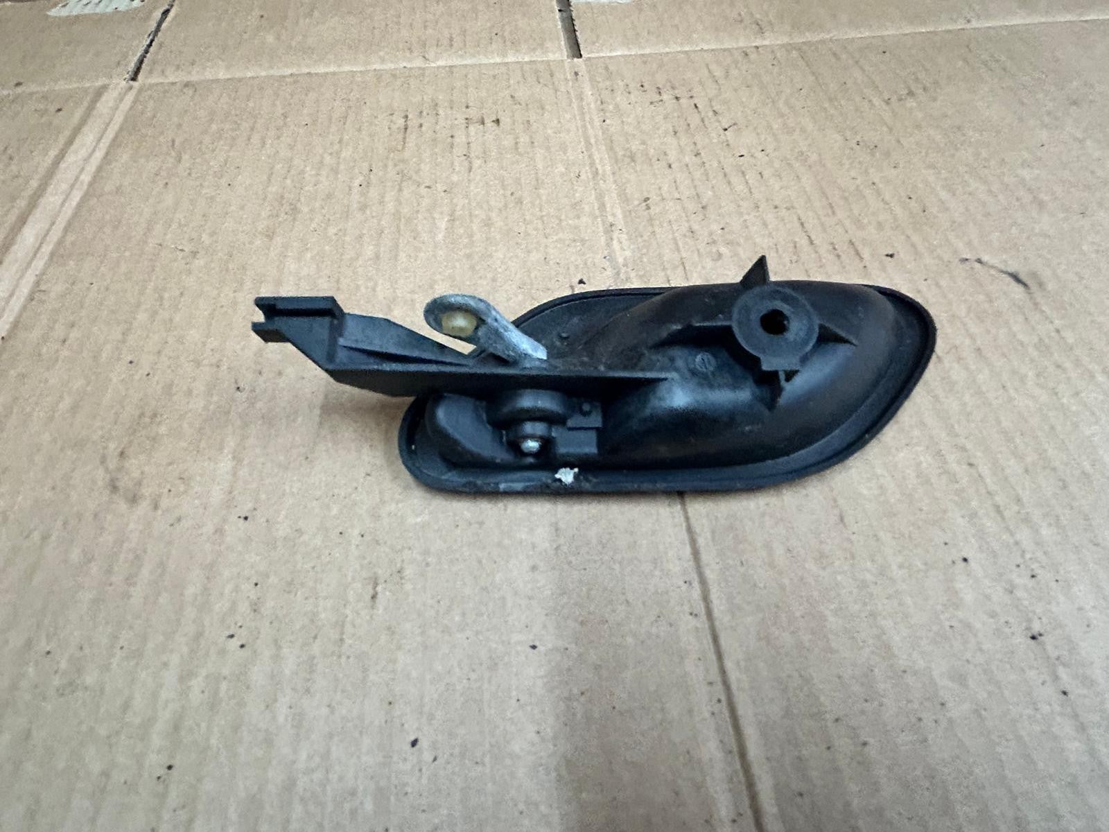 Genuine BMW 7 Series E38 Interior Chrome Door Handle Front Right | 8125514