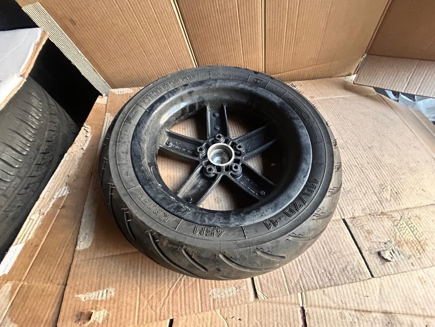 Vespa LX 50 / 125 Front Wheel & Tyre