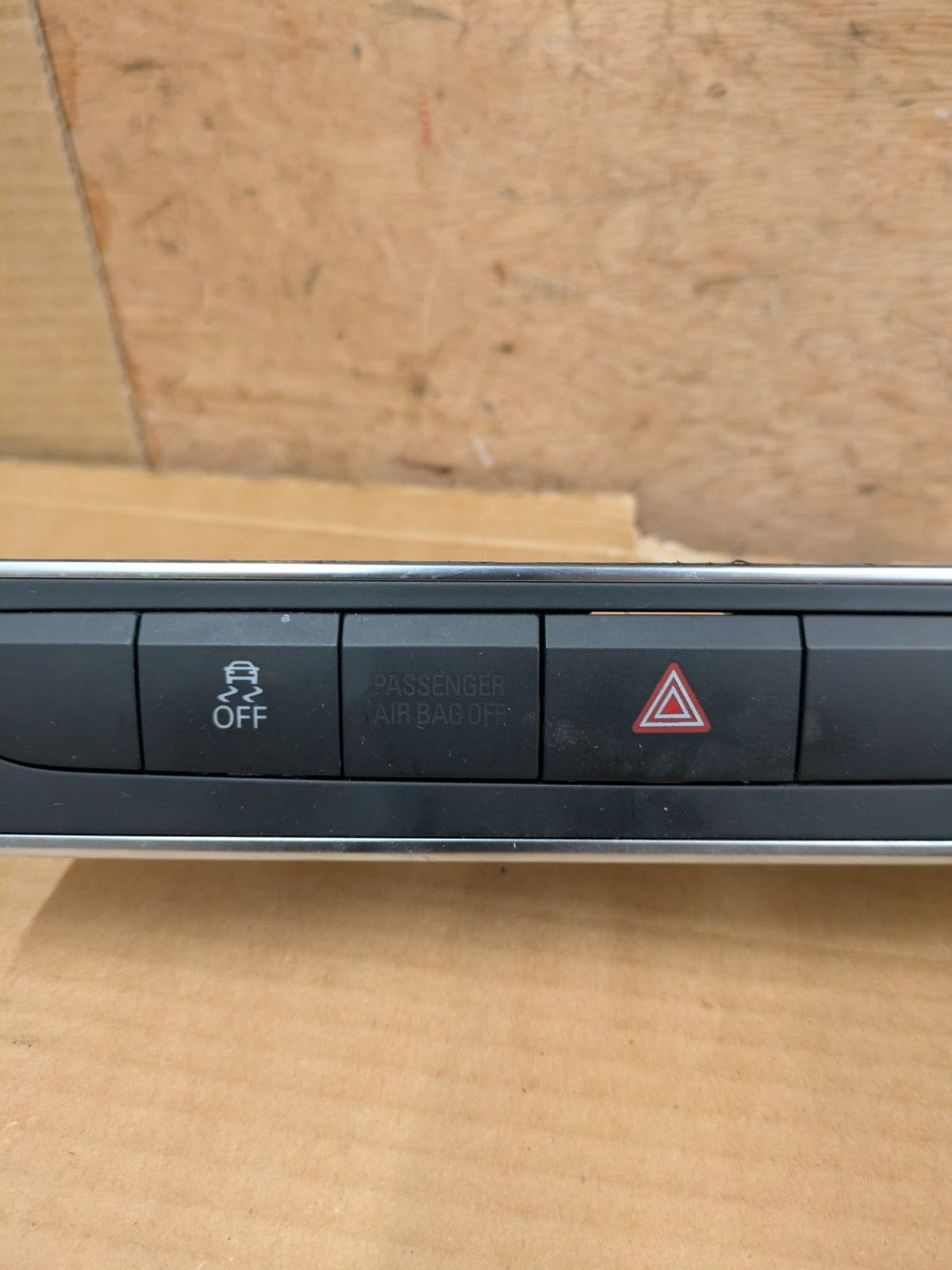 2011 Audi A3 S Line Centre Console Hazard Switch Panel | 8P0927137