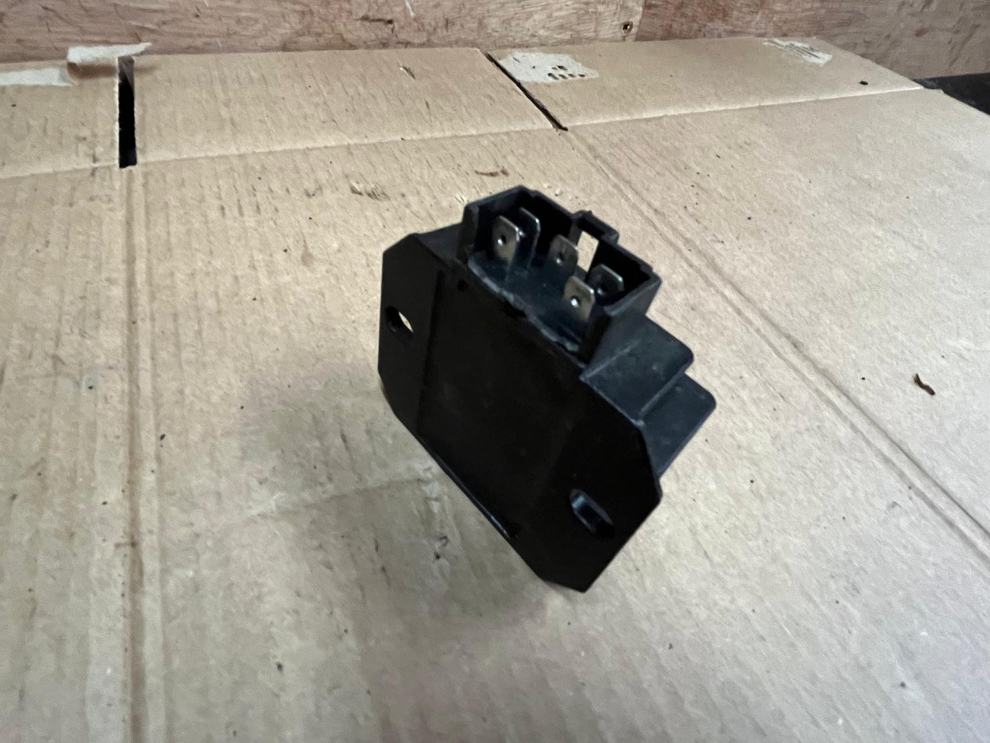 4B4-01 | 2018 Yamaha Nmax GDP125 Voltage Regulator