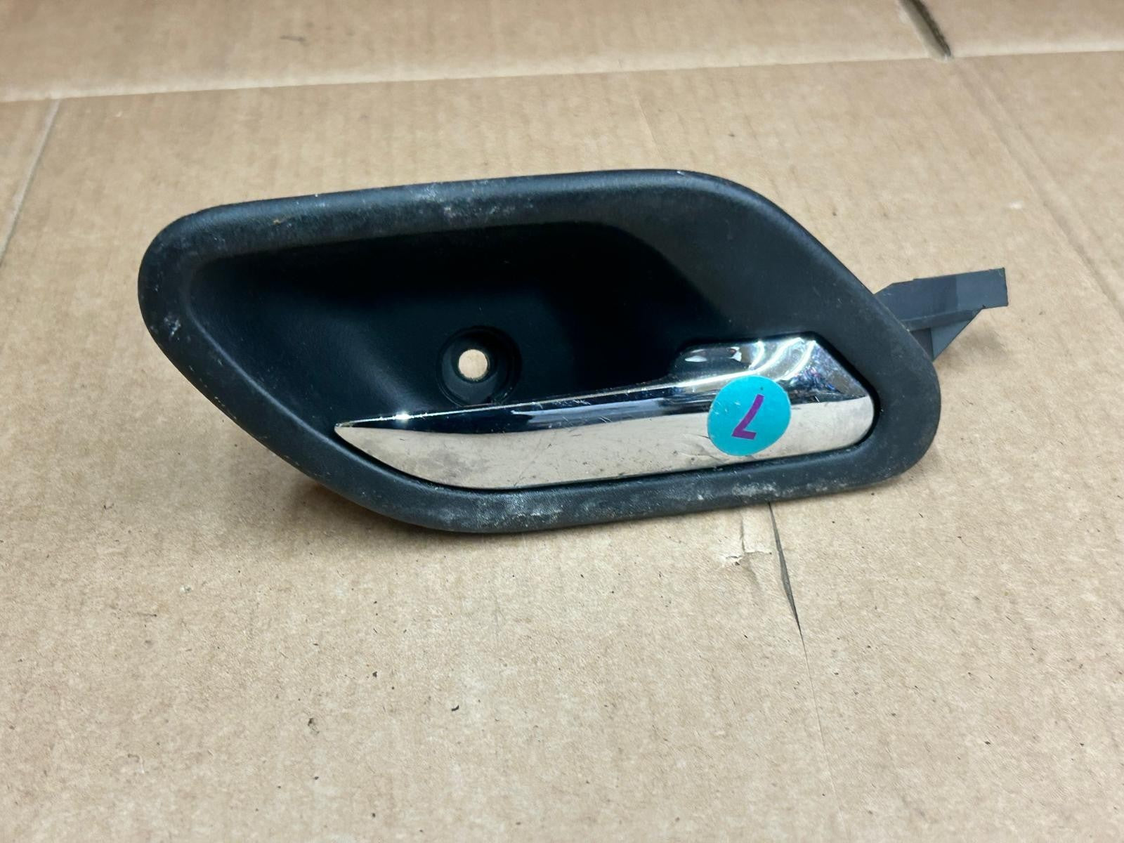 Genuine BMW 7 Series E38 Interior Chrome Door Handle Front Right | 8125514
